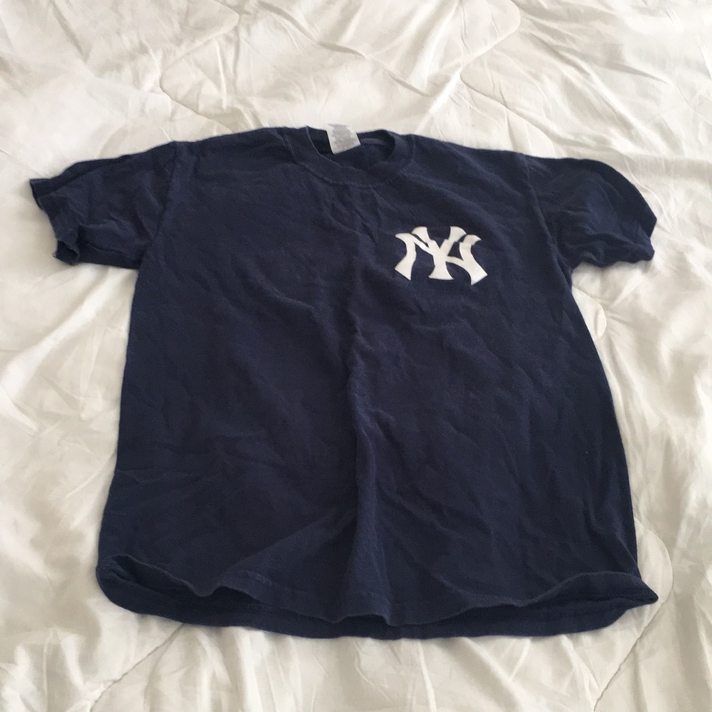 Women’s Yankees baseball T-shirt size small